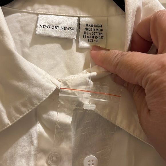 Newport News white blouse - Picture 4 of 6